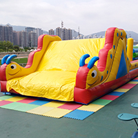 蟲蟲彈床 Buggy Obstacles