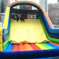 &Acirc;&macr;Q&Acirc;&middot;&Atilde;�&Acirc;&uml;F YMCA KD Rainbow Inflatable Silde - 01